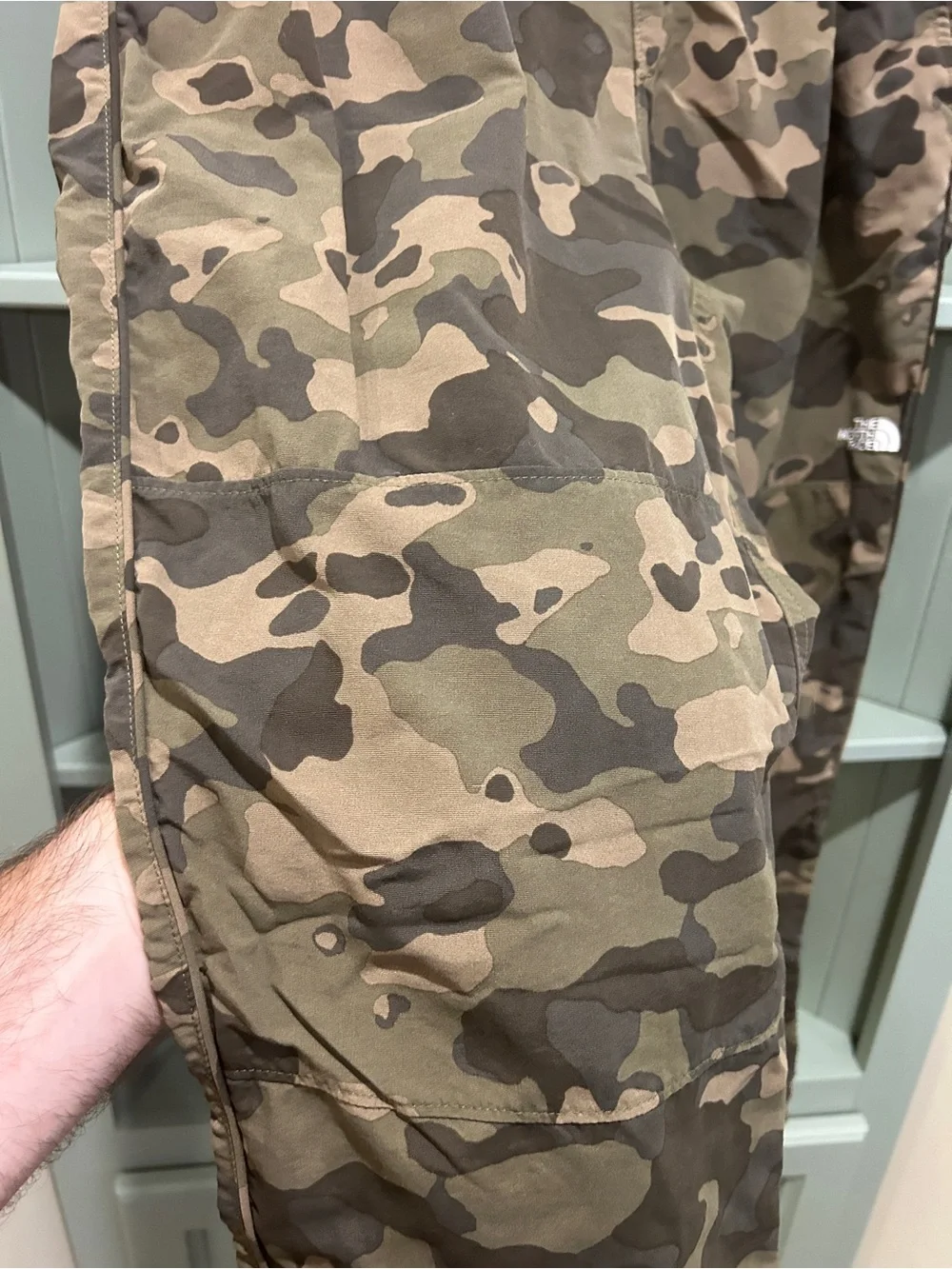 The North Face Men's Camo Cargo Pants - Olive/Brown